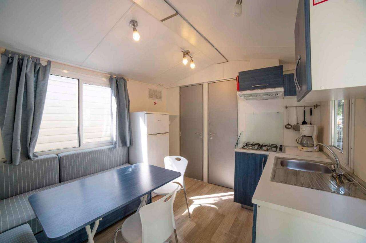Mobilehomes In Pieve Vecchia - Norditalienische Seen 22044 Manerba del Garda Eksteriør bilde